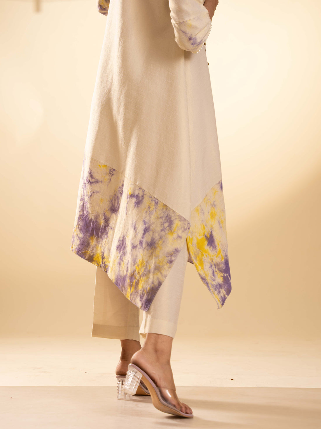 Rasiya Kurta with Pants - Peetangani